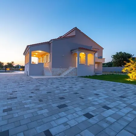 Dalmatia Bei Holiday home *