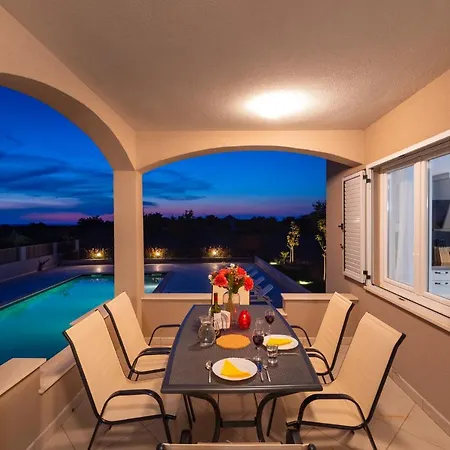 Dalmatia Bei Holiday home