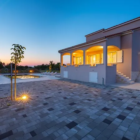 펜션 Dalmatia Bei *