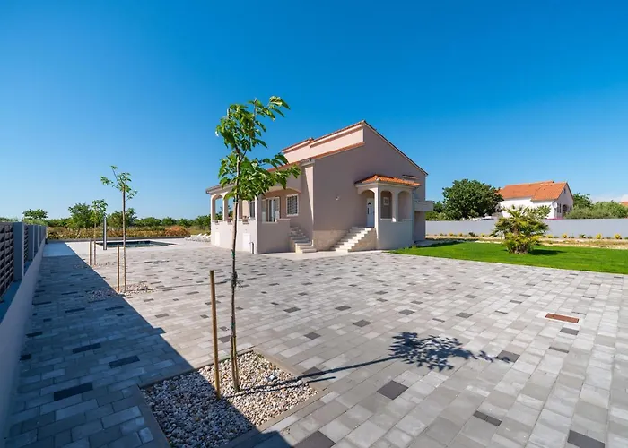 Dalmatia Bei Hébergement de vacances *